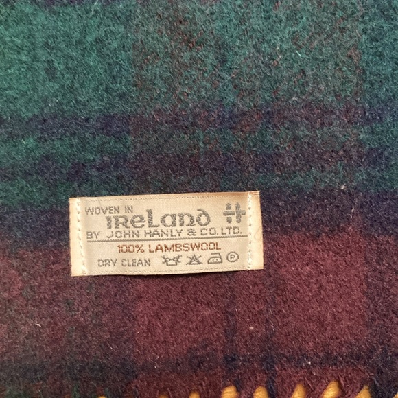 Vintage John Hanly & Co LTD 100% Lambswool Scarf - Picture 2 of 4